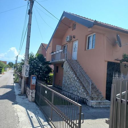 Traveler'S Rest - Near Podgorica Airport Pansiyon Mitrovici  Dış mekan fotoğraf