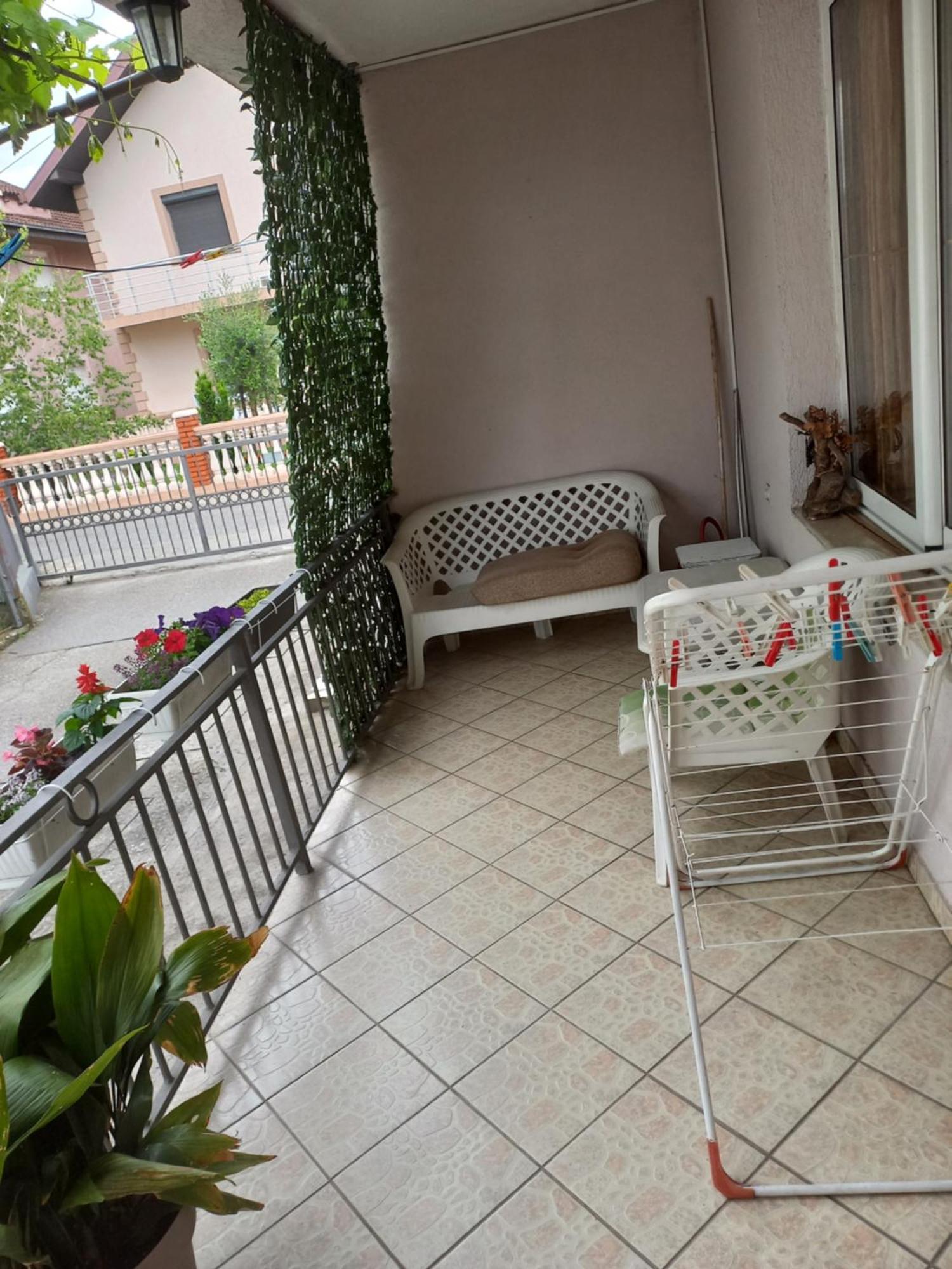 Traveler'S Rest - Near Podgorica Airport Pansiyon Mitrovici  Dış mekan fotoğraf
