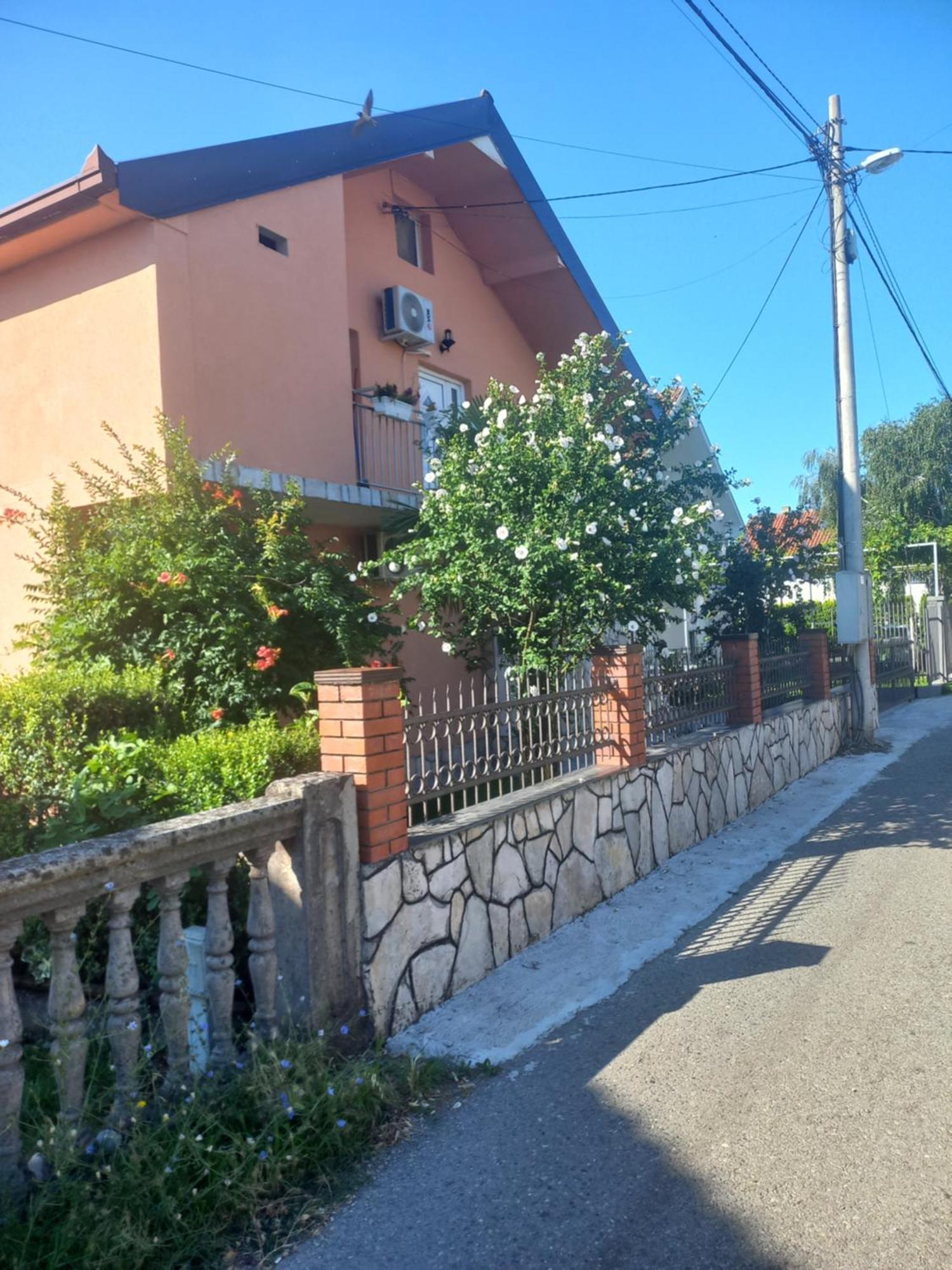 Traveler'S Rest - Near Podgorica Airport Pansiyon Mitrovici  Oda fotoğraf
